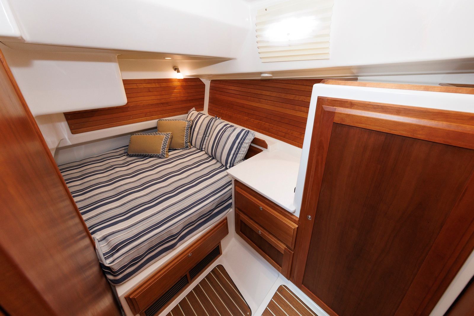2020 Back Cove 41 AISLING — photo 18