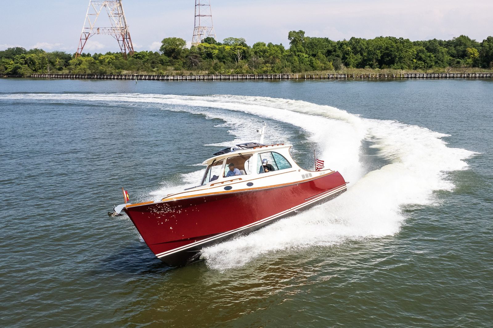 2020 Hinckley Picnic Boat 37 MKIII SEVERN UP — photo 2