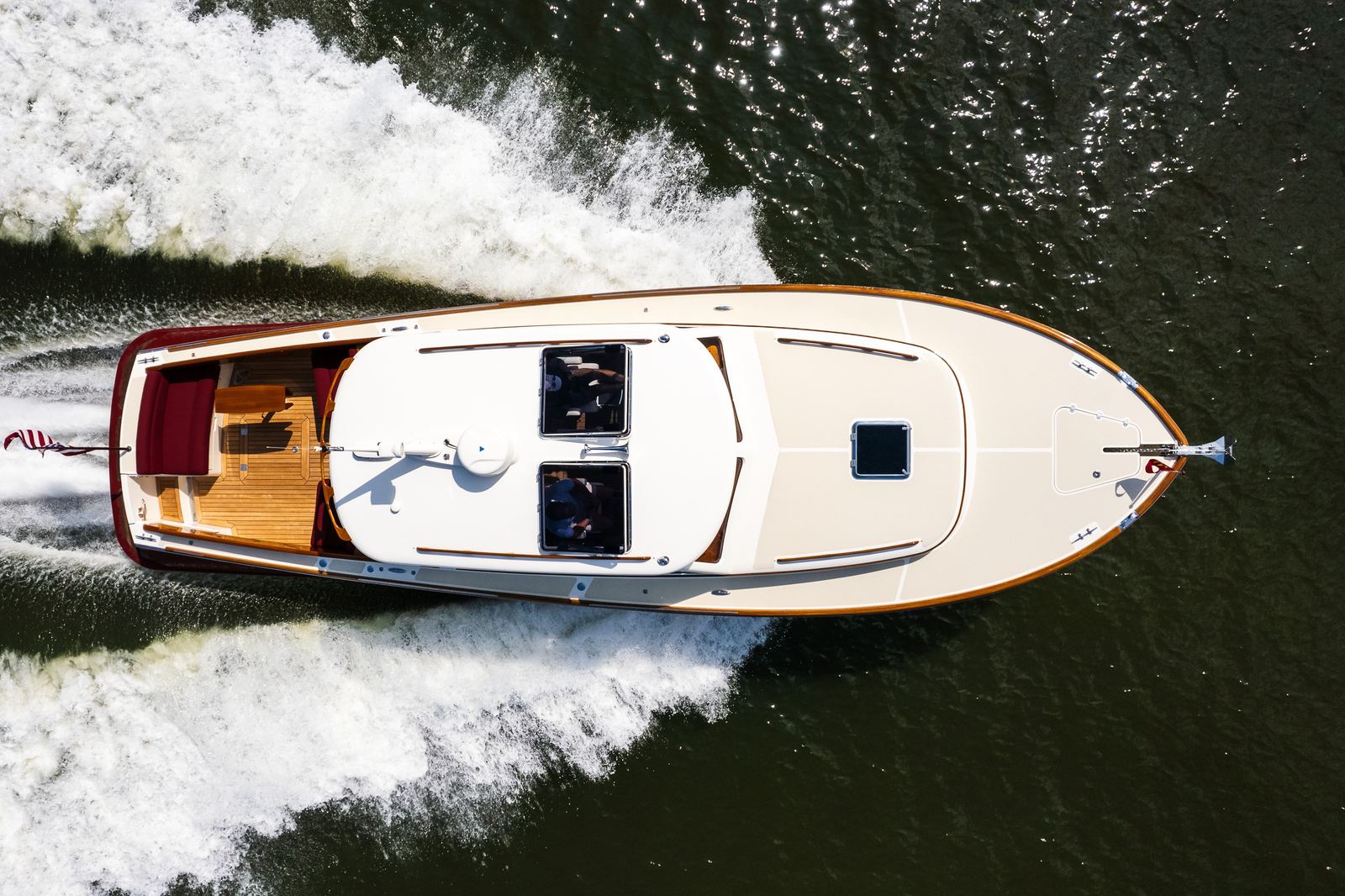 2020 Hinckley Picnic Boat 37 MKIII SEVERN UP — photo 4
