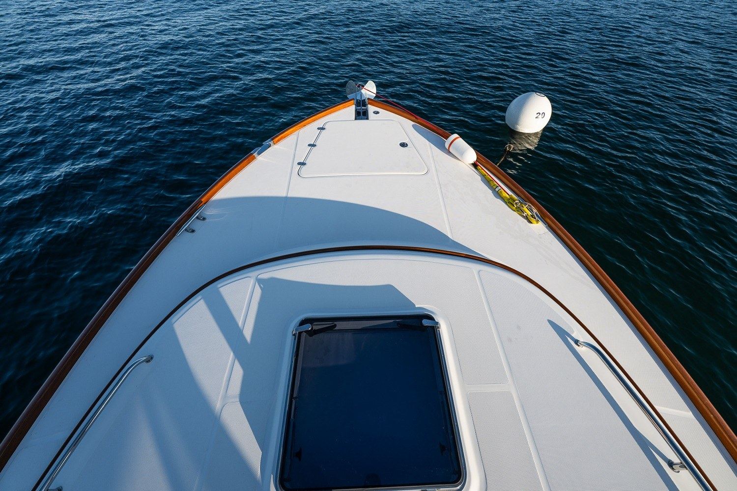 2020 Hinckley Picnic Boat 40 APPLESEEDS II — photo 8