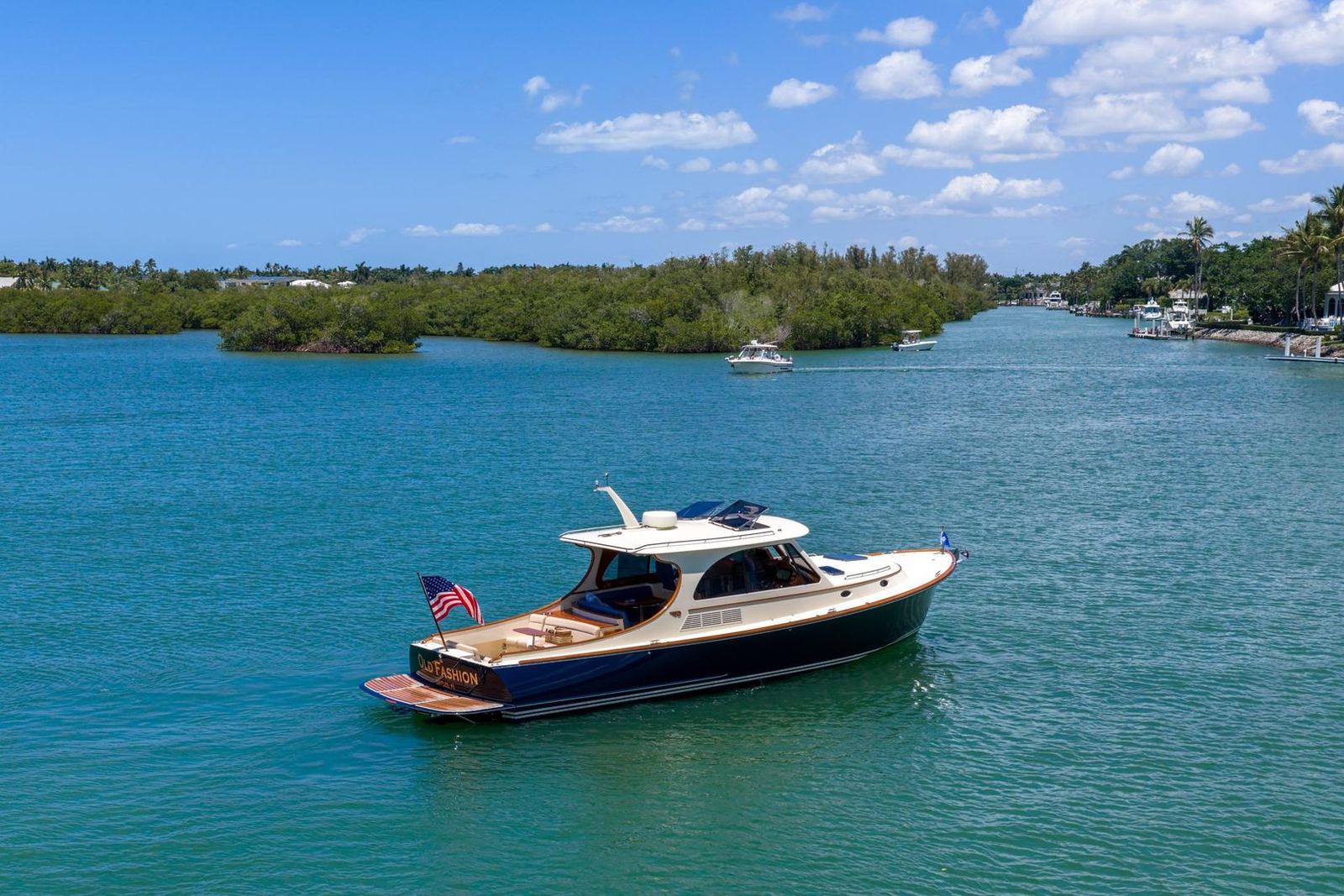 2020 Hinckley Picnic Boat 40 OLD FASHION — photo 18
