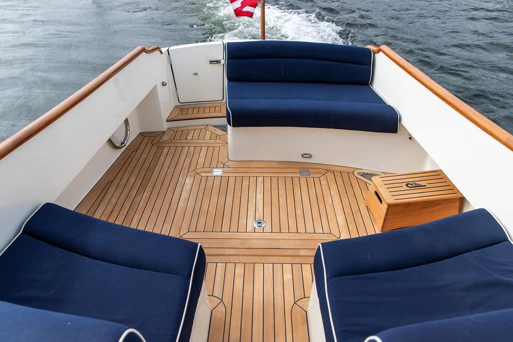 2023 Hinckley Picnic Boat 34 S GOLIGHTLY — photo 14