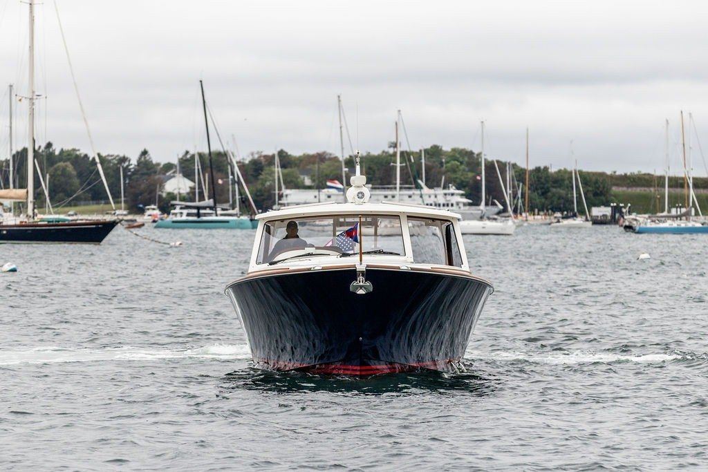 2026 Hinckley Picnic Boat 39 NINKASI — photo 2