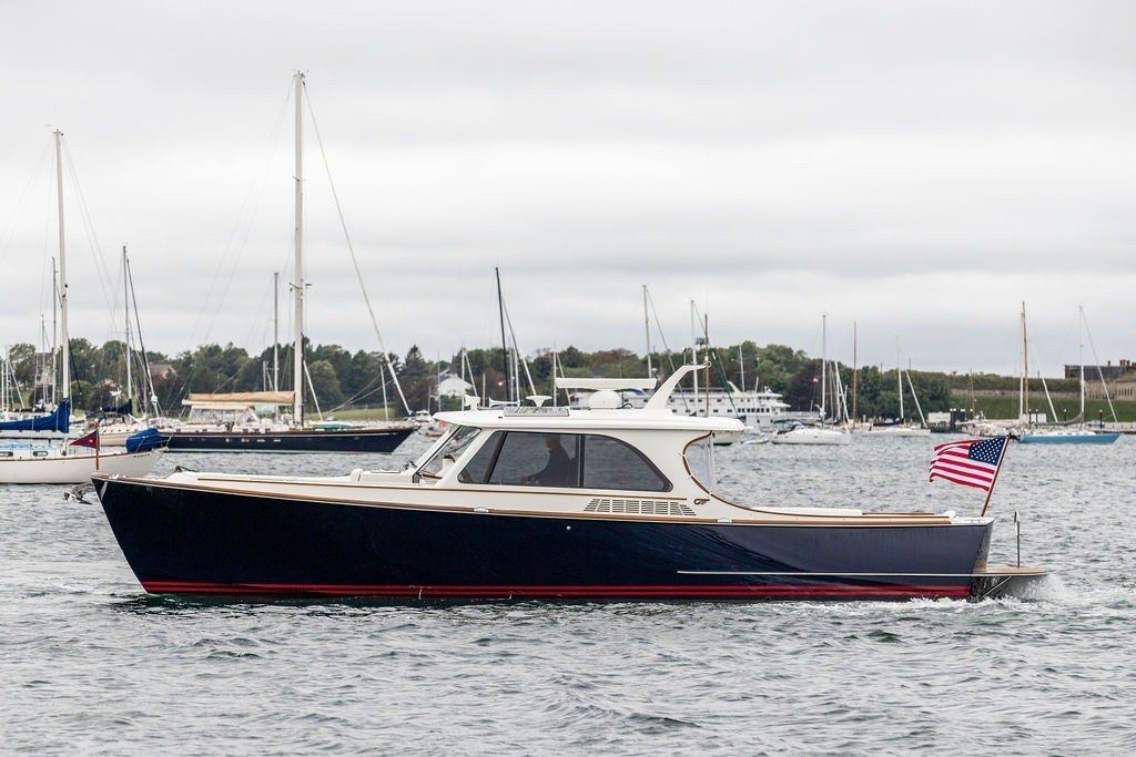 2026 Hinckley Picnic Boat 39 NINKASI — photo 4