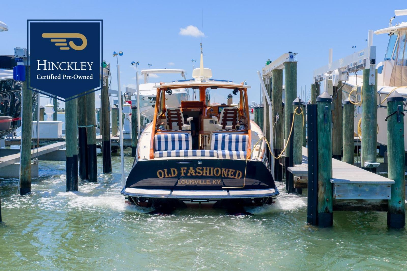 2020 Hinckley Picnic Boat 34 MKII OLD FASHIONED — photo 1